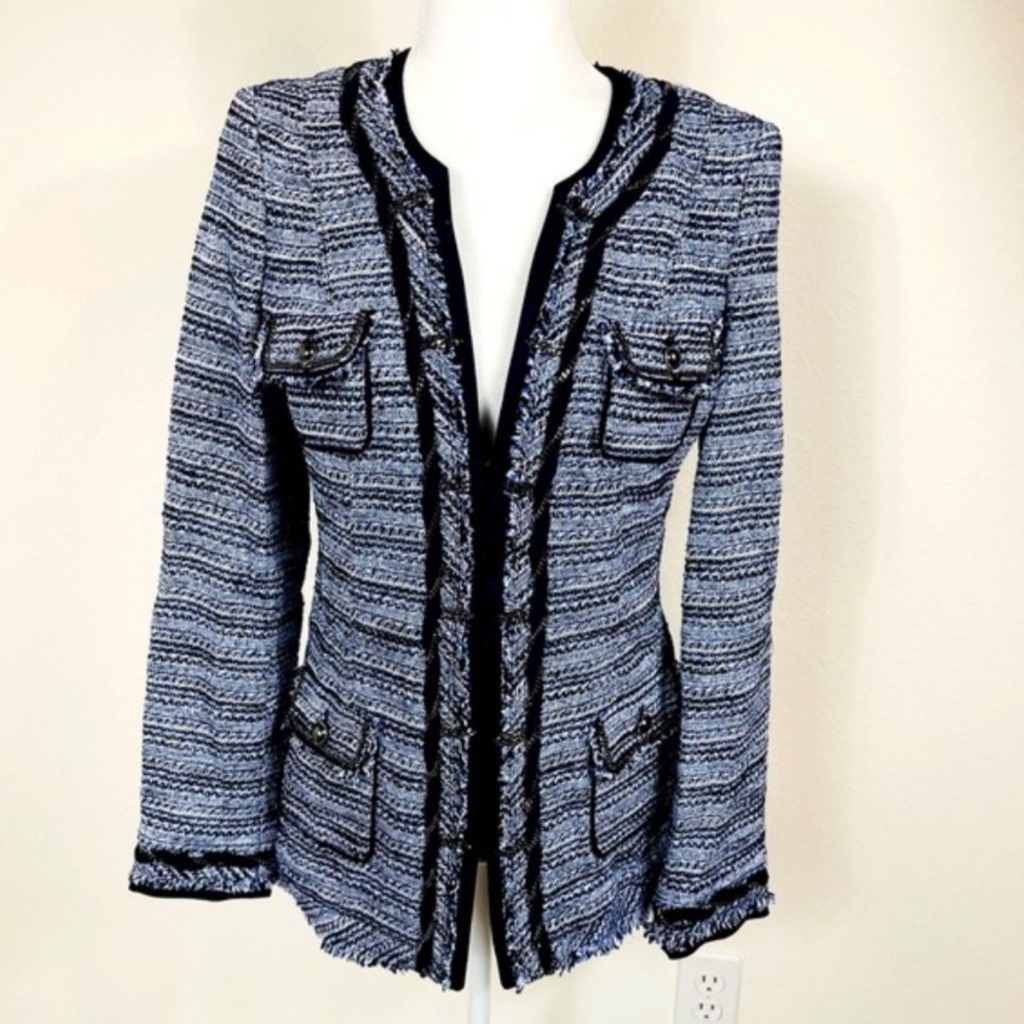 White House Black Market Blue & White Tweed Chain Blazer - 6